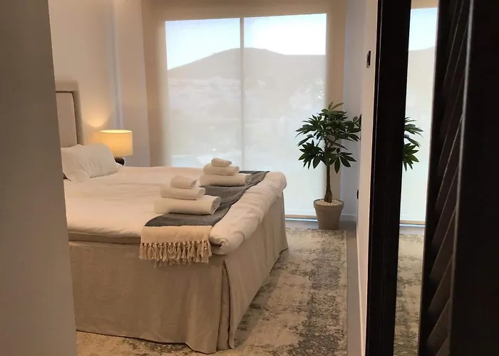 Luxury Fernando - The View Apartament